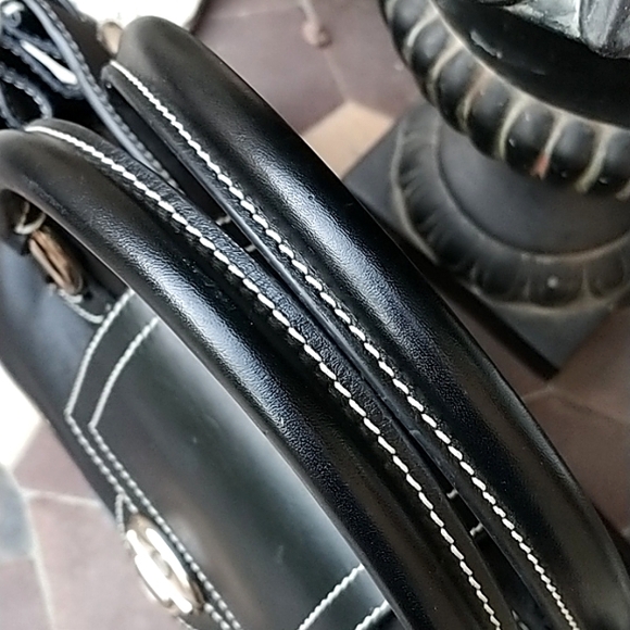 Marc Jacobs Vintage  Contrast Stitches Black Turlock Leather Bag - Picture 7 of 17